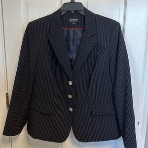 18W women’s 2 piece pant suit.